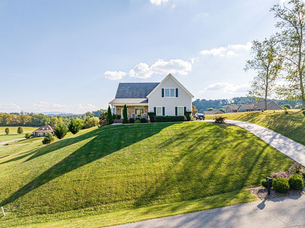 Photo of 15590 Piper Spring Ave, Abingdon, VA 24210 (MLS # 103506)