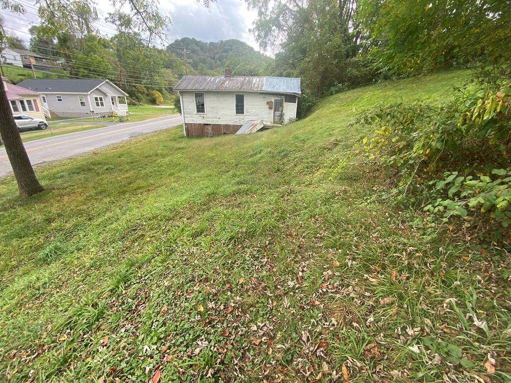 Photo of 544 S Church St #230, Marion, VA 24354 (MLS # 103565)