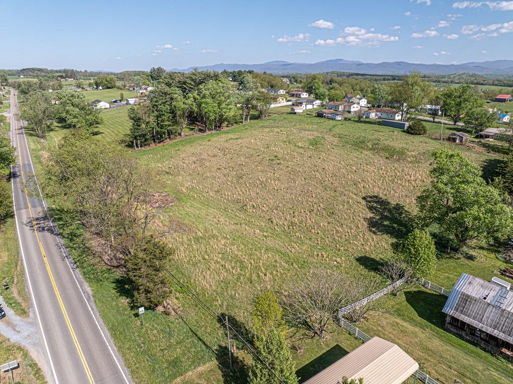 Photo of 000 Lee Hwy #N/A, Meadowview, VA 24361 (MLS # 109584)