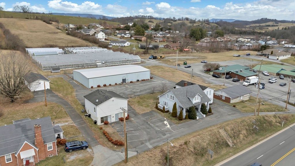 Photo of 979 W Main St, Abingdon, VA 24210 (MLS # 110187)
