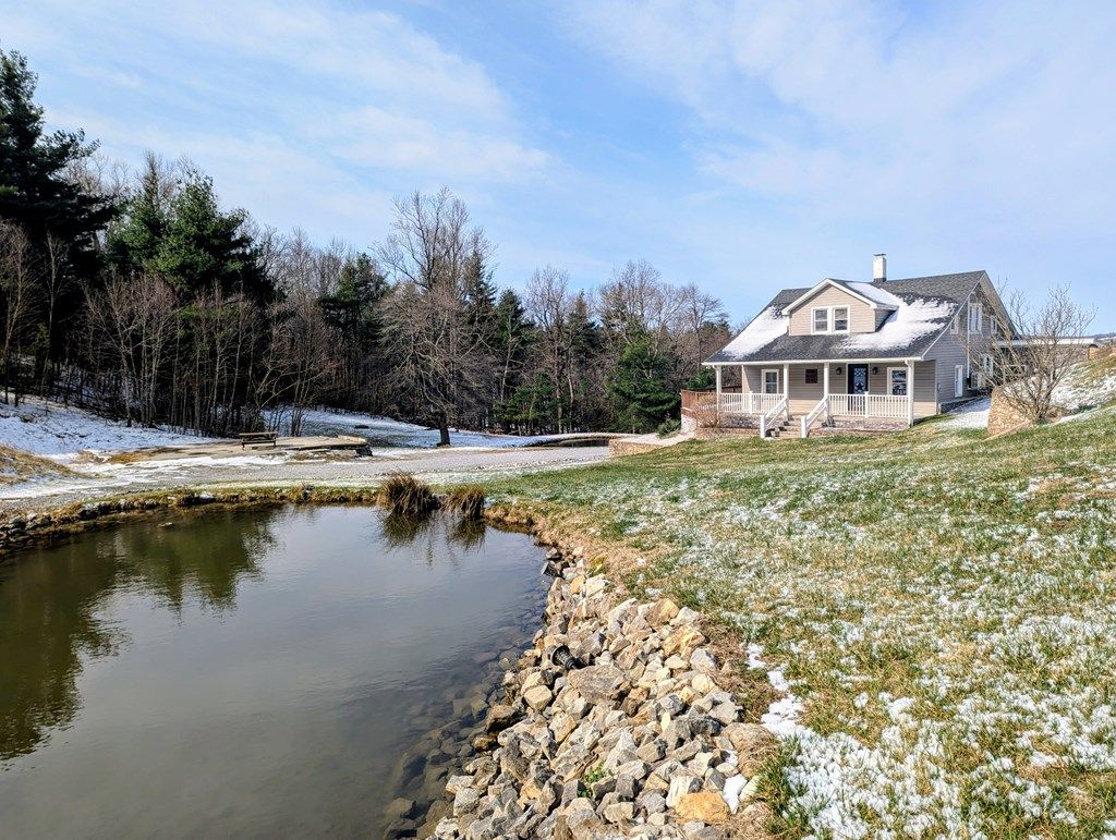 Photo of 8360 Deer Run Dr, Copper Hill, VA 24079 (MLS # 109211)