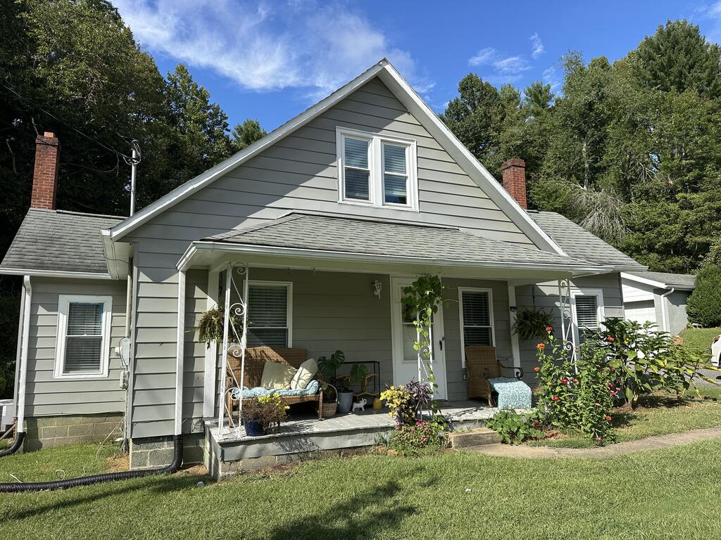 Photo of 8699 Pipers Gap Rd, Galax, VA 24333 (MLS # 112142)