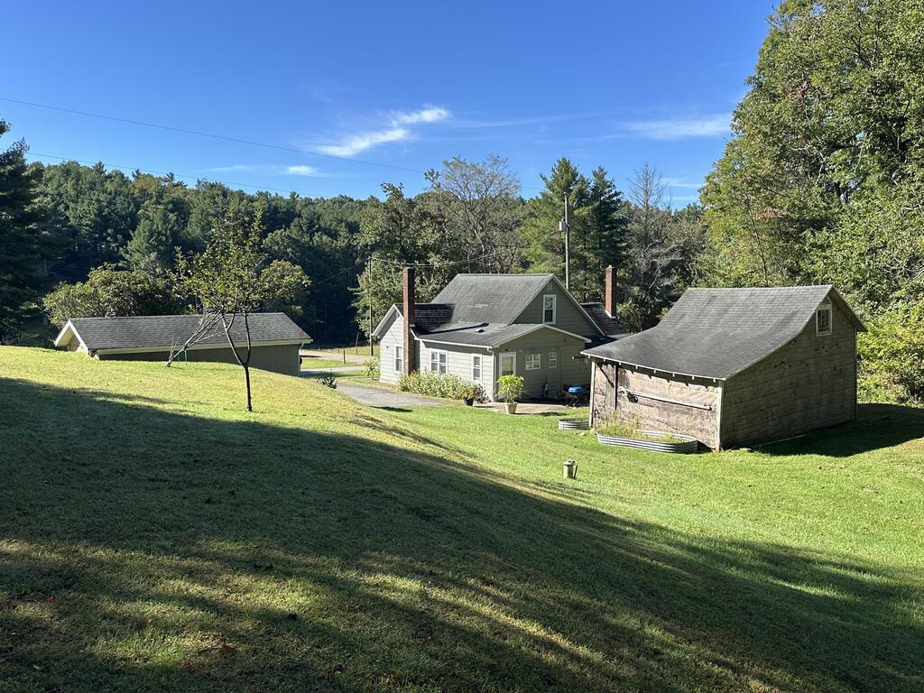 Photo of 8699 Pipers Gap Rd, Galax, VA 24333 (MLS # 112142)