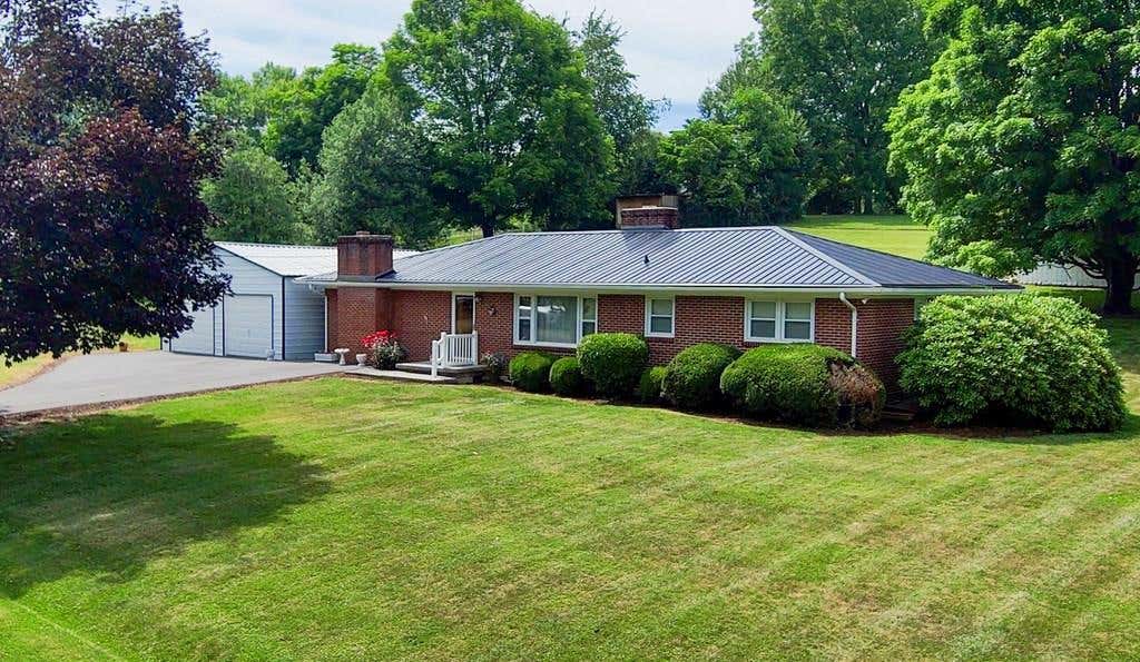 Photo of 20495 Blue Spruce Rd, Bristol, VA 24202 (MLS # 110453)
