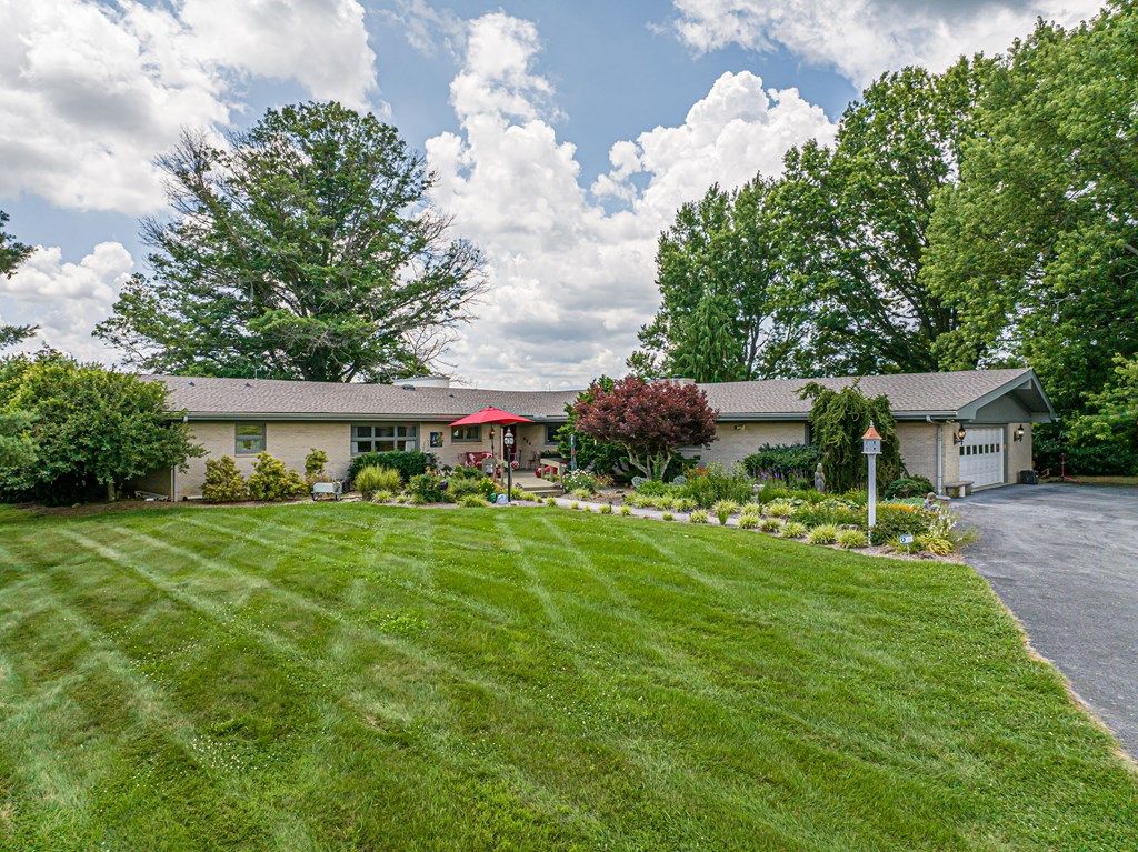 Photo of 25449 Lee Hwy, Abingdon, VA 24211 (MLS # 103430)