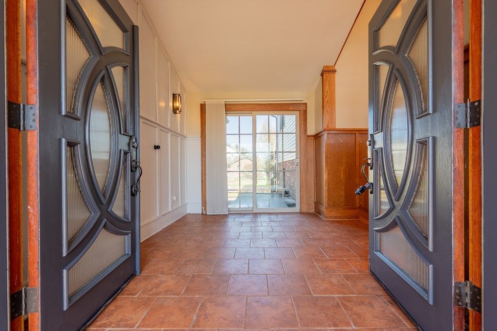 Photo of 1260 Crestview Drive, Wytheville, VA 24382 (MLS # 109346)