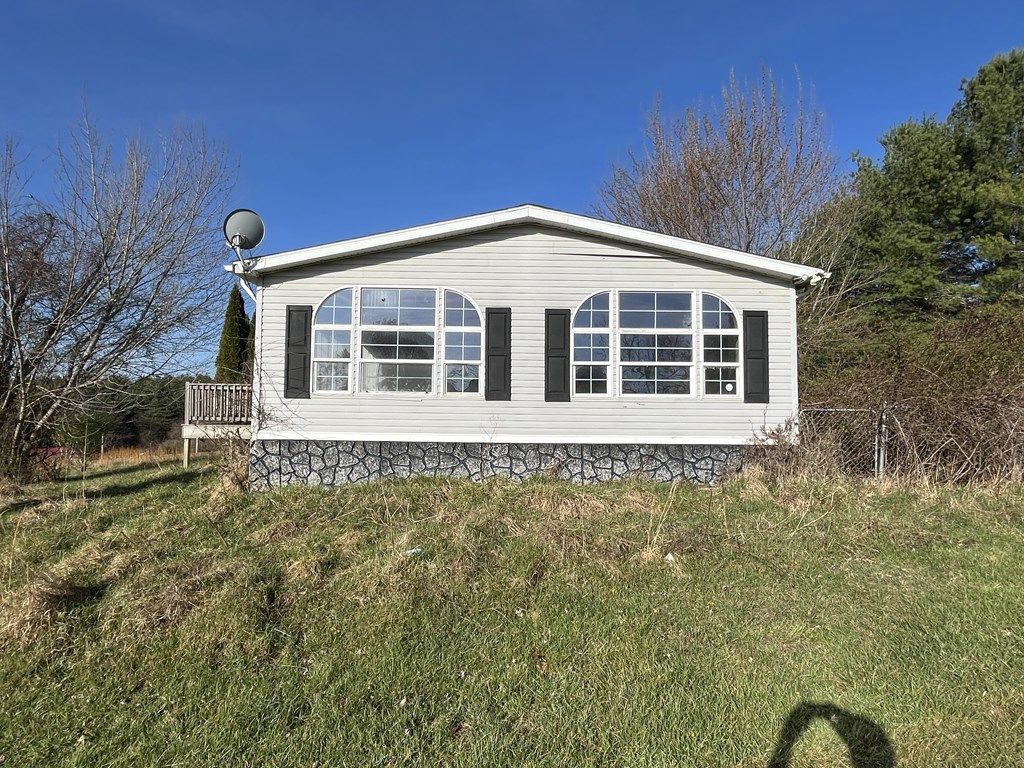 Photo of 56 Foxfire Lane, Galax, VA 24333 (MLS # 109434)