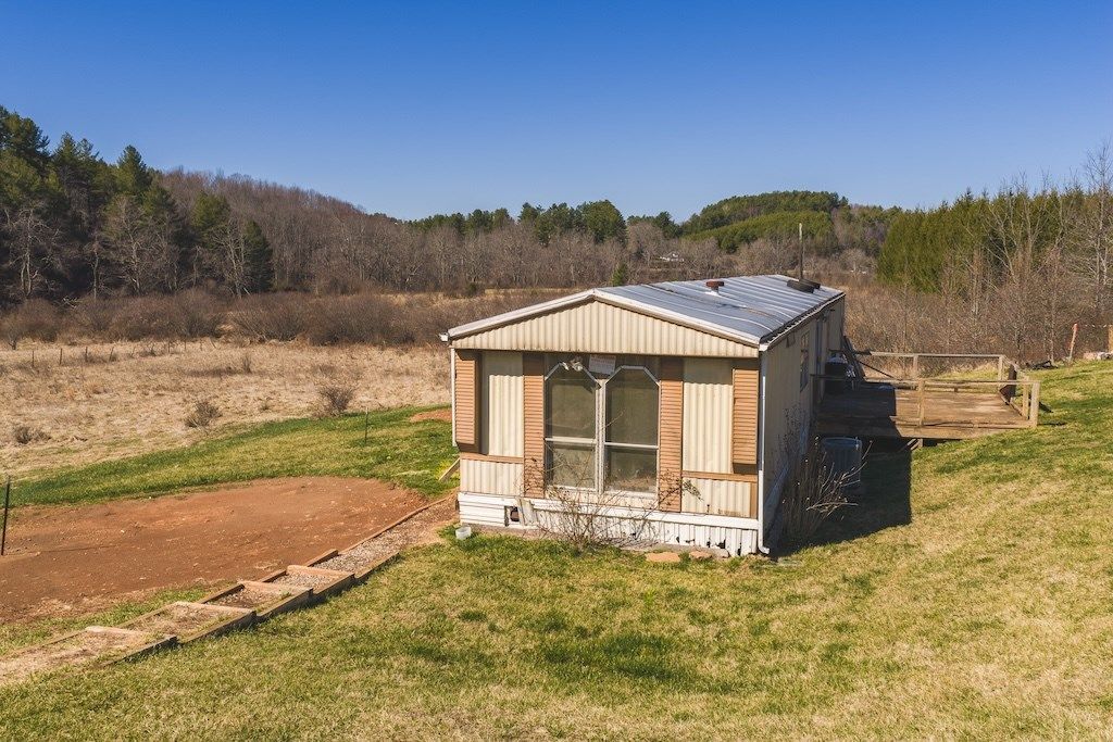 Photo of 470 Epperly Mill Rd, Floyd, VA 24091 (MLS # 109161)