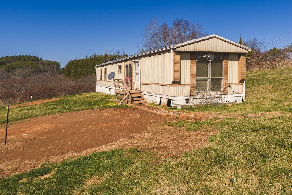 Photo of 470 Epperly Mill Rd, Floyd, VA 24091 (MLS # 109161)