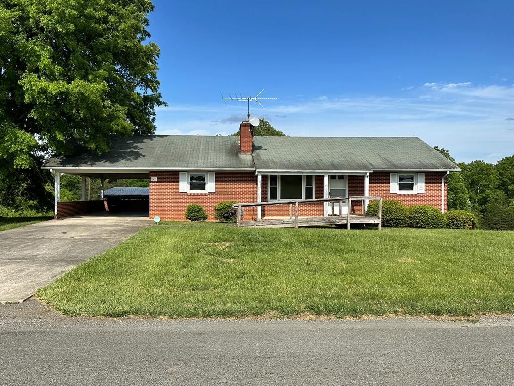 Photo of 87 Oak Ridge Rd, Cana, VA 24317 (MLS # 109991)
