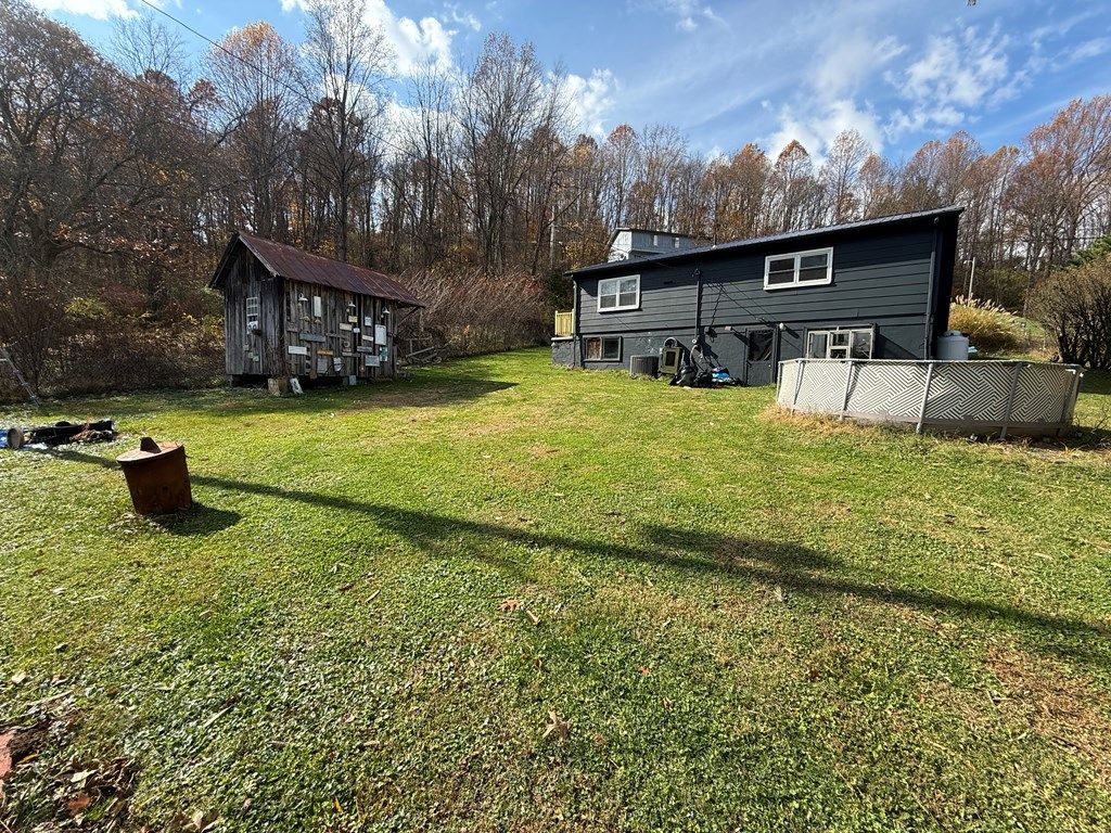 Photo of 184 Varney Street, Cedar Bluff, VA 24609 (MLS # 104065)
