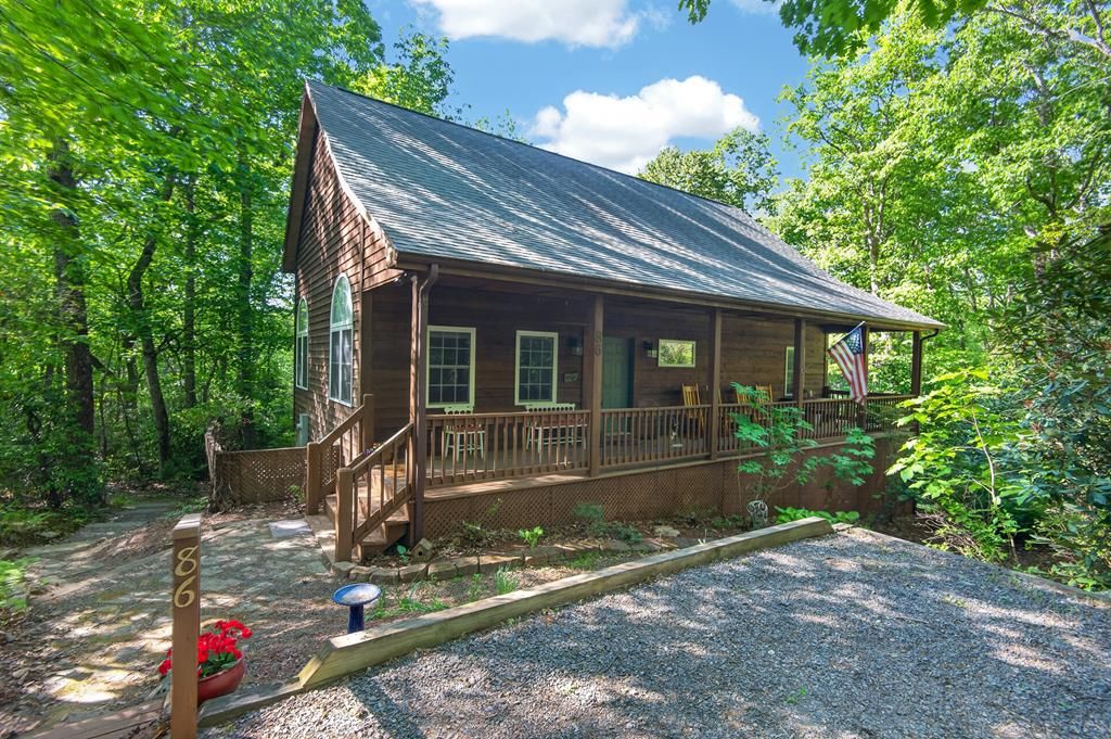 Photo of 86 Timbercrest Ln, Fancy Gap, VA 24328 (MLS # 110185)