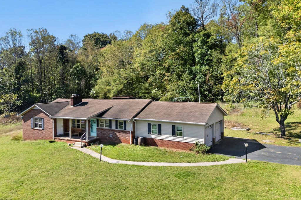 Photo of 3165 Ayers Orchard Rd, Stuart, VA 24171 (MLS # 112371)