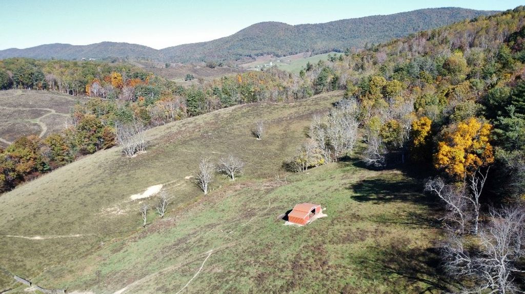 Photo of 1170 Pilgram Fork Rd, Elk Creek, VA 24326 (MLS # 103877)