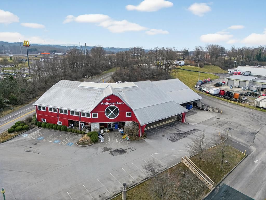 Photo of 1080 W Main Street, Abingdon, VA 24210 (MLS # 109210)