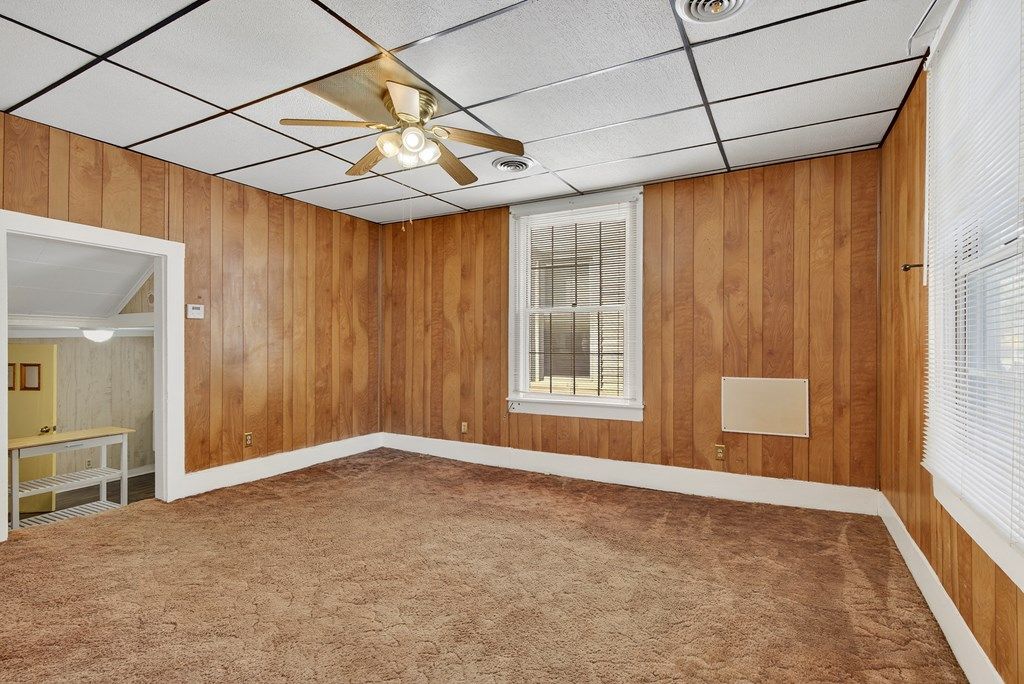 Photo of 240 W Main St, Marion, VA 24354 (MLS # 103652)