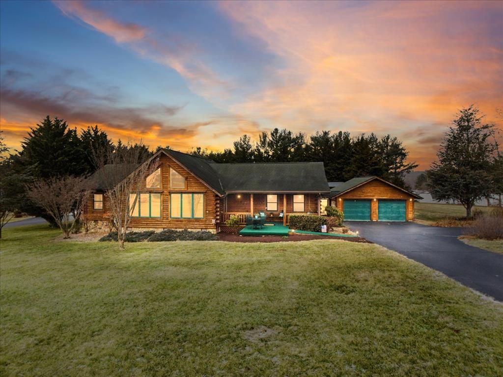 Photo of 5433 Cougar Trail Road, Dublin, VA 24084 (MLS # 105933)