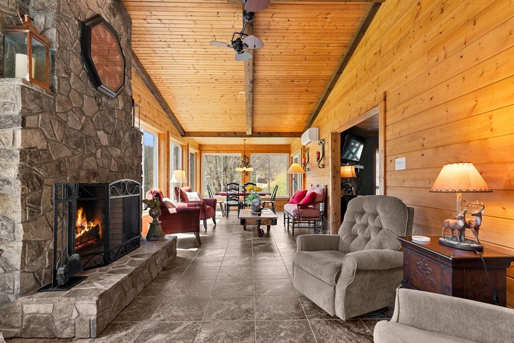 Photo of 1044 Jackson Drive, Piney Creek, NC 28663 (MLS # 109526)