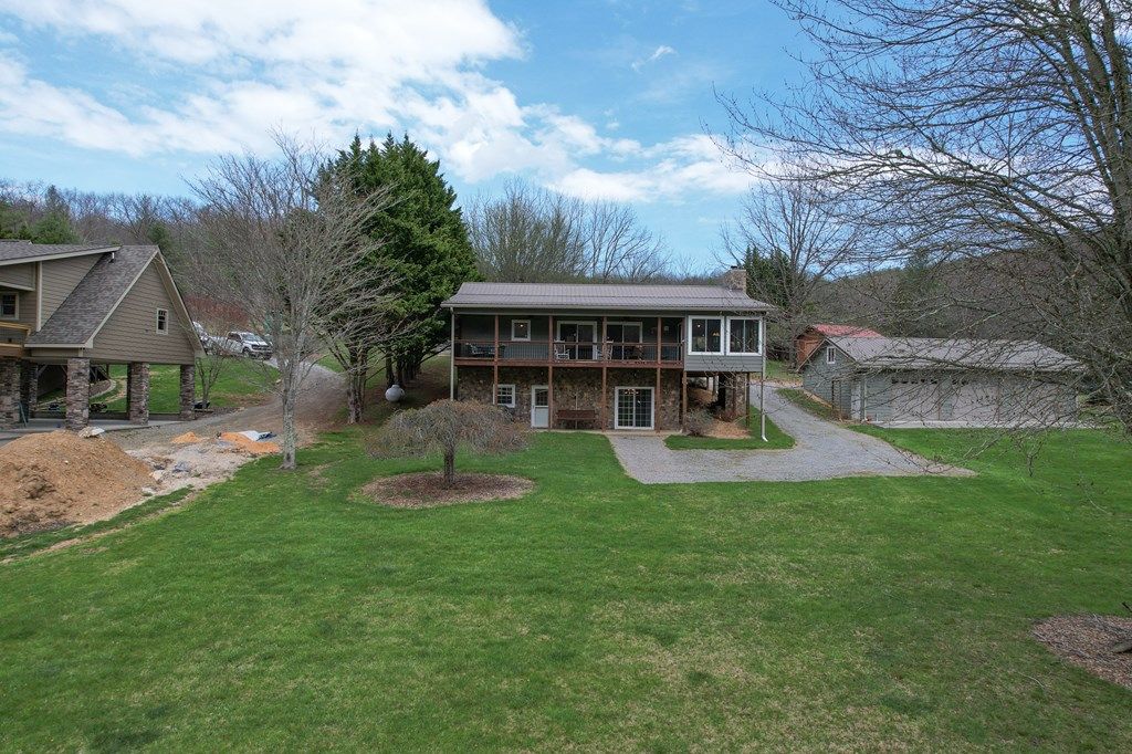 Photo of 1044 Jackson Drive, Piney Creek, NC 28663 (MLS # 109526)