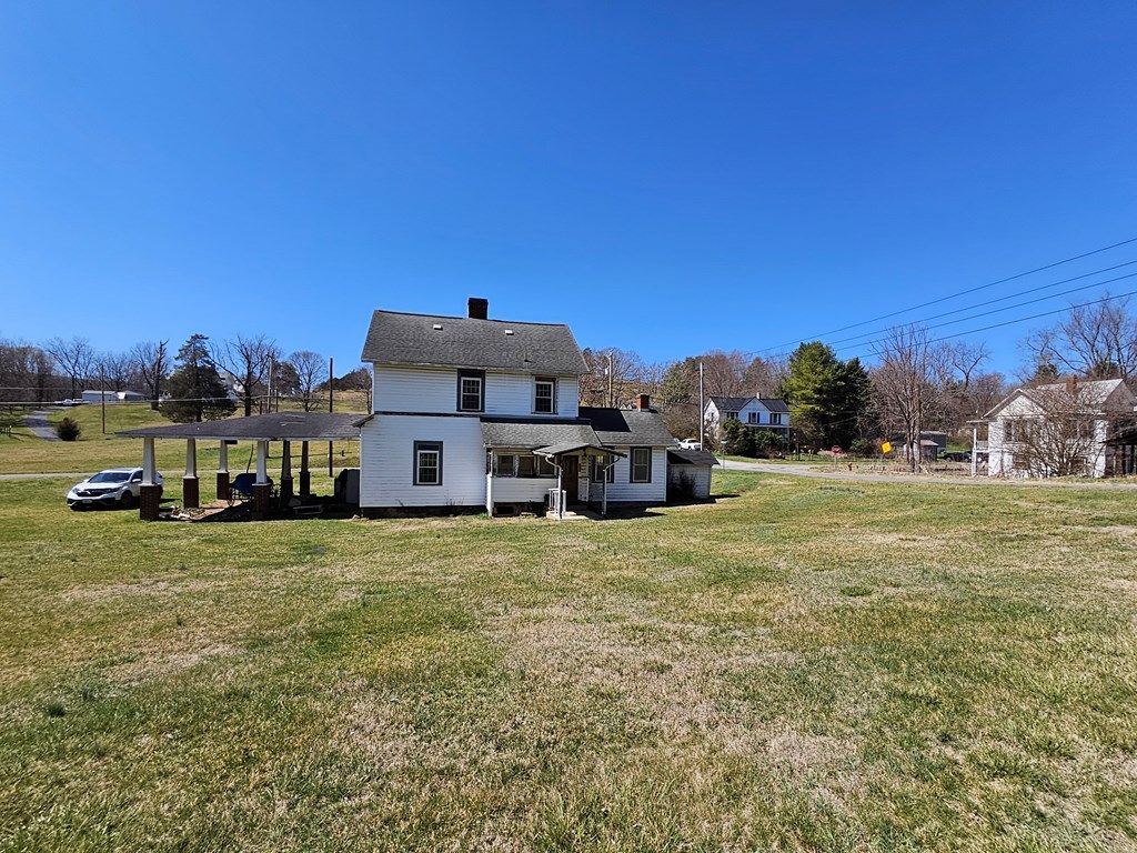 Photo of 152 Poplar Drive, Ivanhoe, VA 24350 (MLS # 99161)