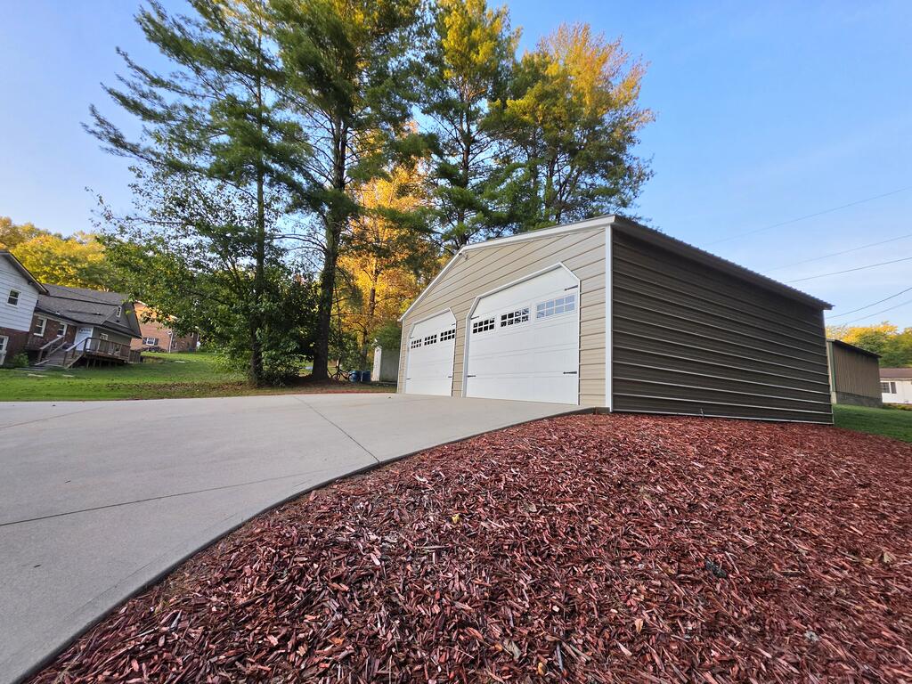 127 Miller