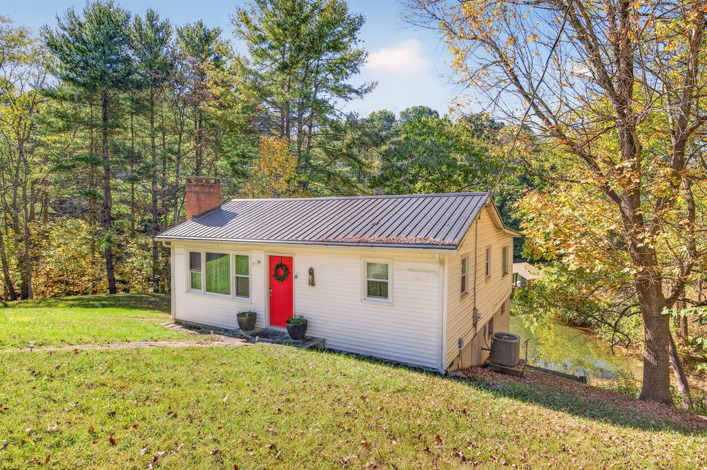 6595 Owens Road