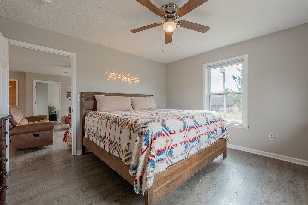 Rural Retreat, Virginia 24368, United States, 3 Bedrooms Bedrooms, ,2 BathroomsBathrooms,Residential,Contingent,85984