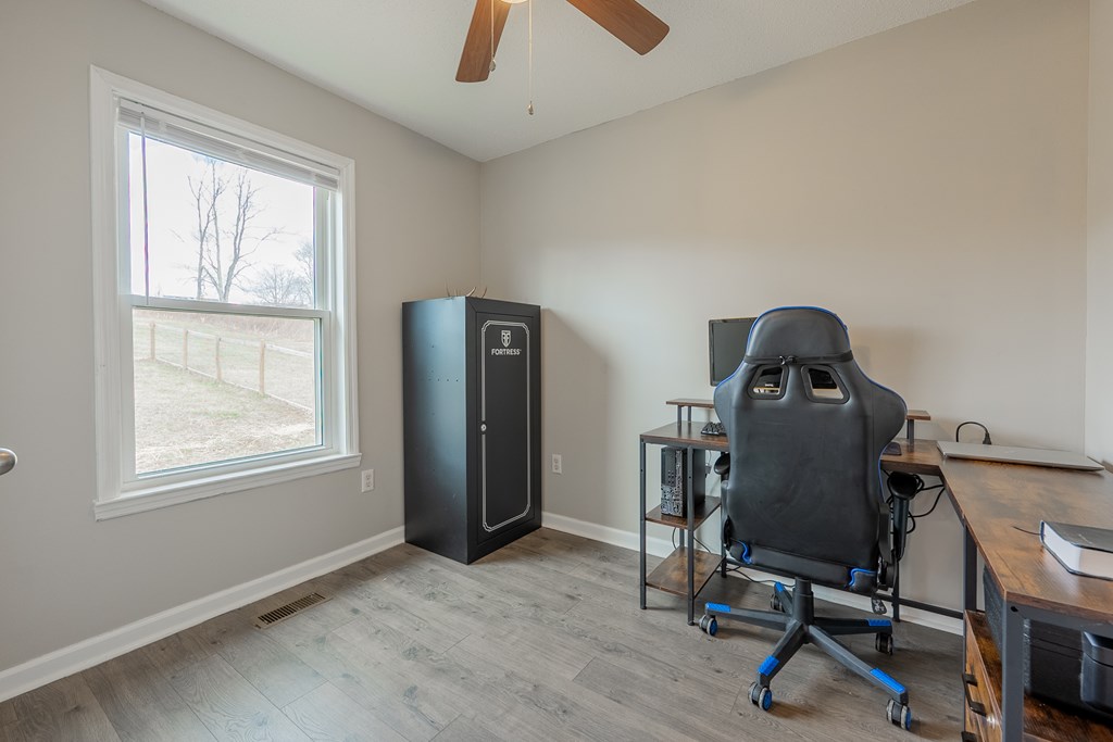 Rural Retreat, Virginia 24368, United States, 3 Bedrooms Bedrooms, ,2 BathroomsBathrooms,Residential,Contingent,85984