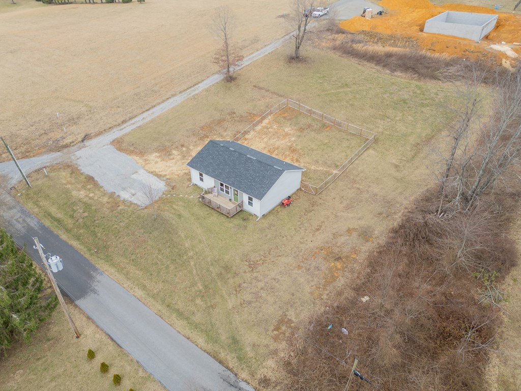 Rural Retreat, Virginia 24368, United States, 3 Bedrooms Bedrooms, ,2 BathroomsBathrooms,Residential,Contingent,85984