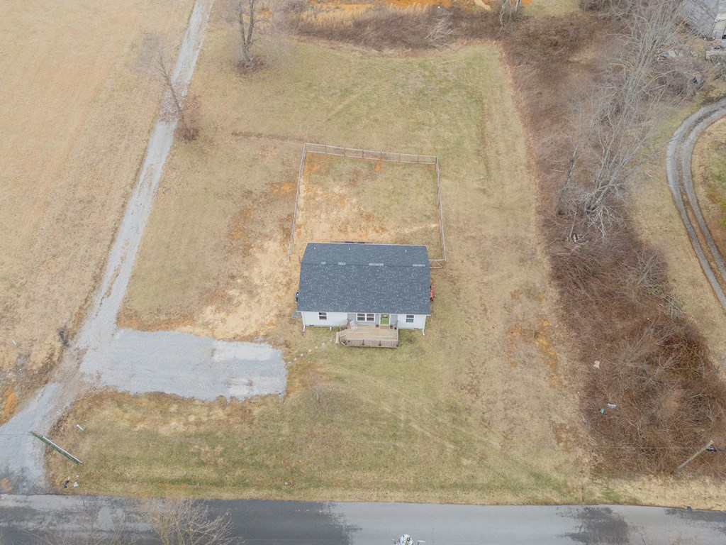 Rural Retreat, Virginia 24368, United States, 3 Bedrooms Bedrooms, ,2 BathroomsBathrooms,Residential,Contingent,85984