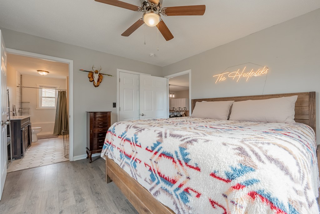 Rural Retreat, Virginia 24368, United States, 3 Bedrooms Bedrooms, ,2 BathroomsBathrooms,Residential,Contingent,85984