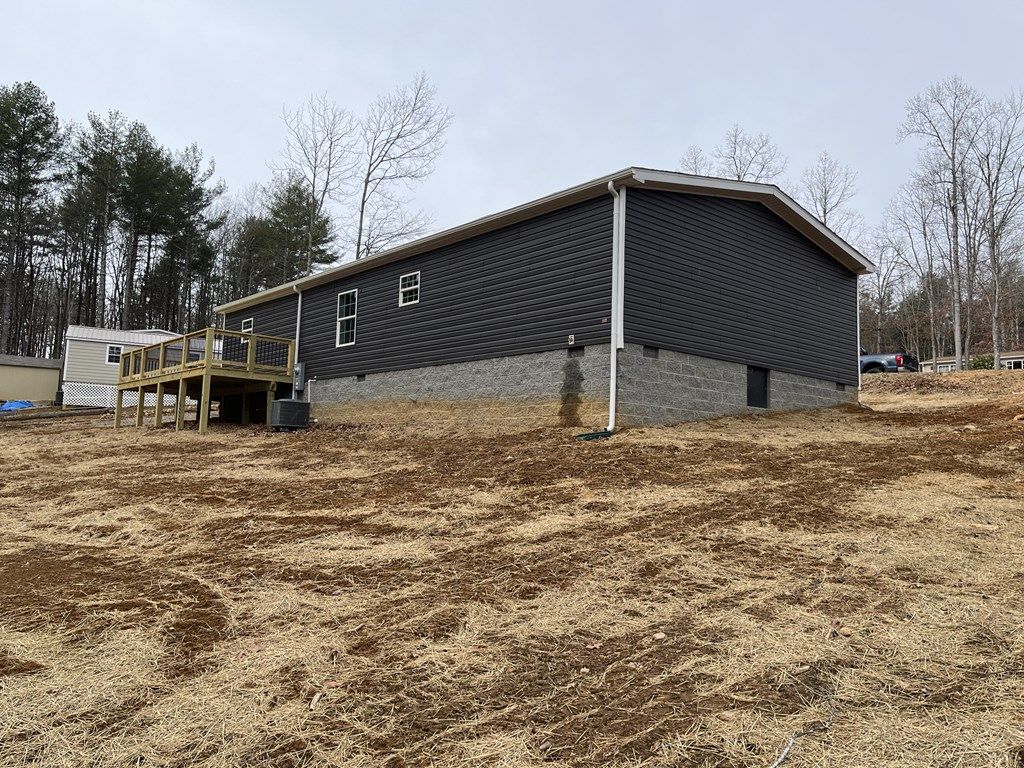 Photo of 246 Wood Lane, Hillsville, VA 24343 (MLS # 104522)