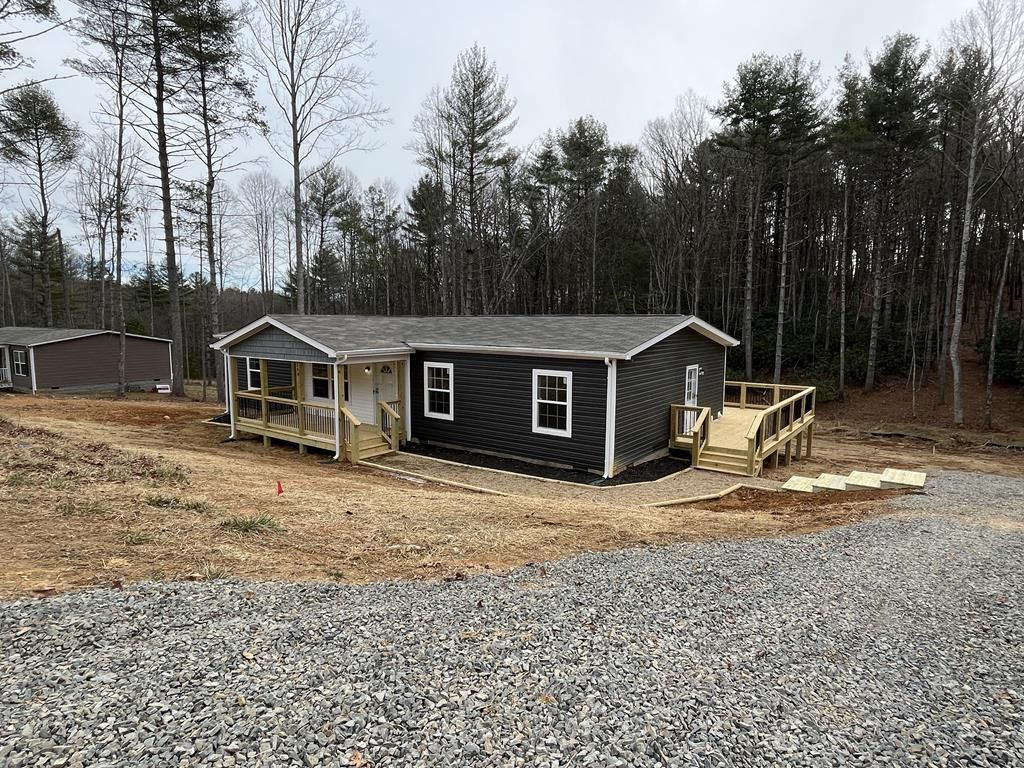 Photo of 246 Wood Lane, Hillsville, VA 24343 (MLS # 104522)