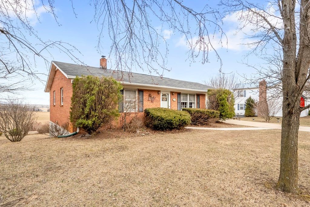 Photo of 1168 Lead Mine Road, Austinville, VA 24312 (MLS # 105928)