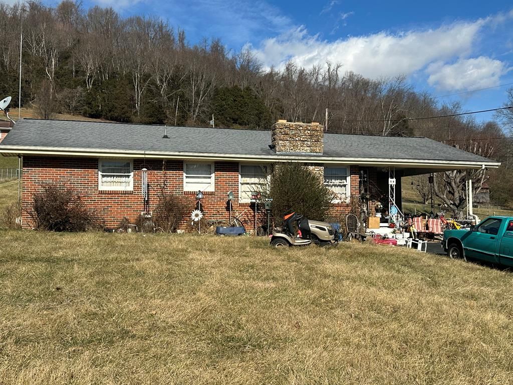 Photo of 50 Edgar Street, Lebanon, VA 24266 (MLS # 104655)