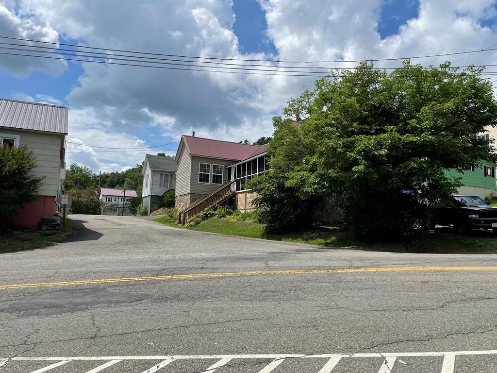 Photo of 101 Vine, Fries, VA 24330 (MLS # 104523)