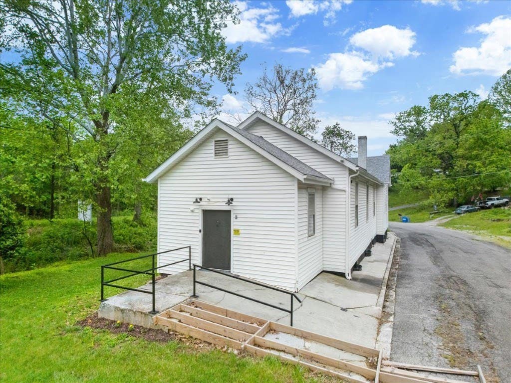 Photo of 1977 Alum Spring Road, Pulaski, VA 24301 (MLS # 110370)