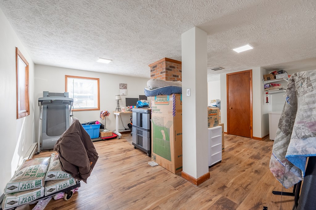 Rural Retreat, Virginia 24368, United States, 3 Bedrooms Bedrooms, ,2 BathroomsBathrooms,Residential,Active,22929