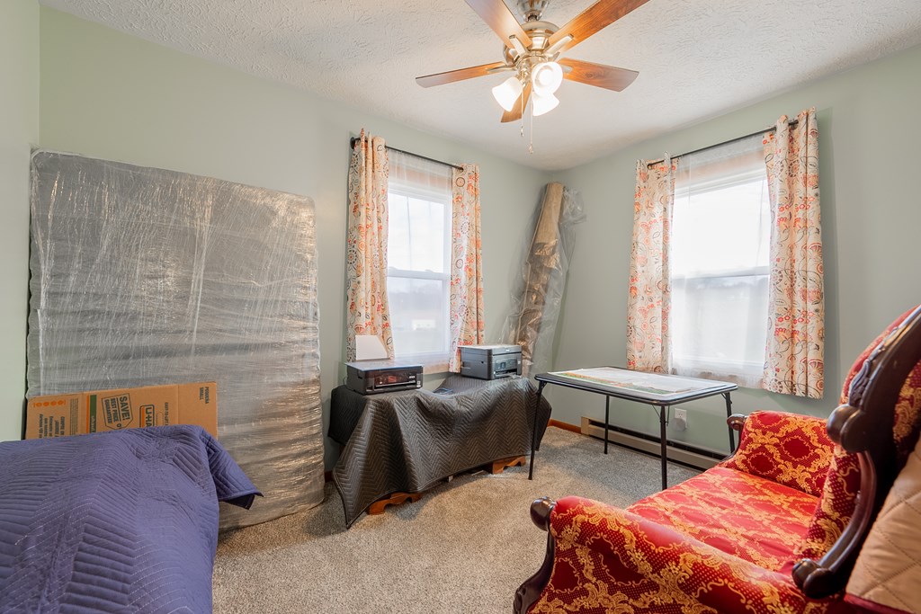 Rural Retreat, Virginia 24368, United States, 3 Bedrooms Bedrooms, ,2 BathroomsBathrooms,Residential,Active,22929