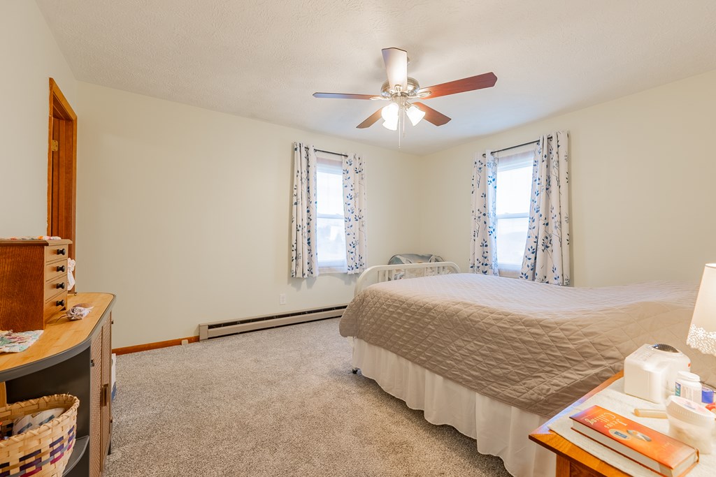 Rural Retreat, Virginia 24368, United States, 3 Bedrooms Bedrooms, ,2 BathroomsBathrooms,Residential,Active,22929