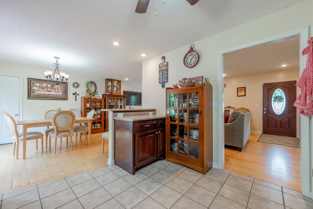 Woodlawn, Virginia 24381, United States, 3 Bedrooms Bedrooms, ,2 BathroomsBathrooms,Residential,Active,161883