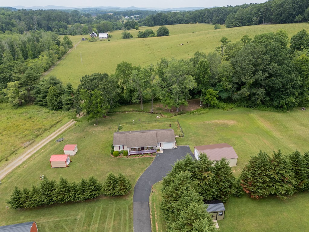 Woodlawn, Virginia 24381, United States, 3 Bedrooms Bedrooms, ,2 BathroomsBathrooms,Residential,Active,161883