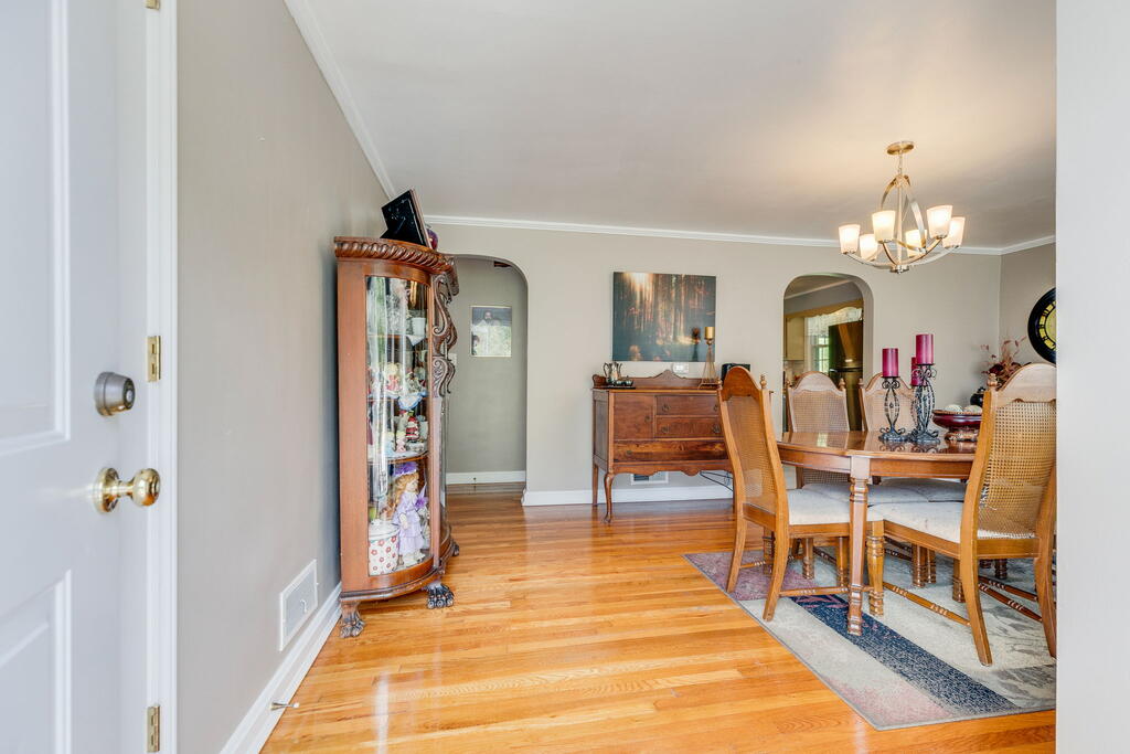 Photo of 407 North Street, Richlands, VA 24641 (MLS # 111857)