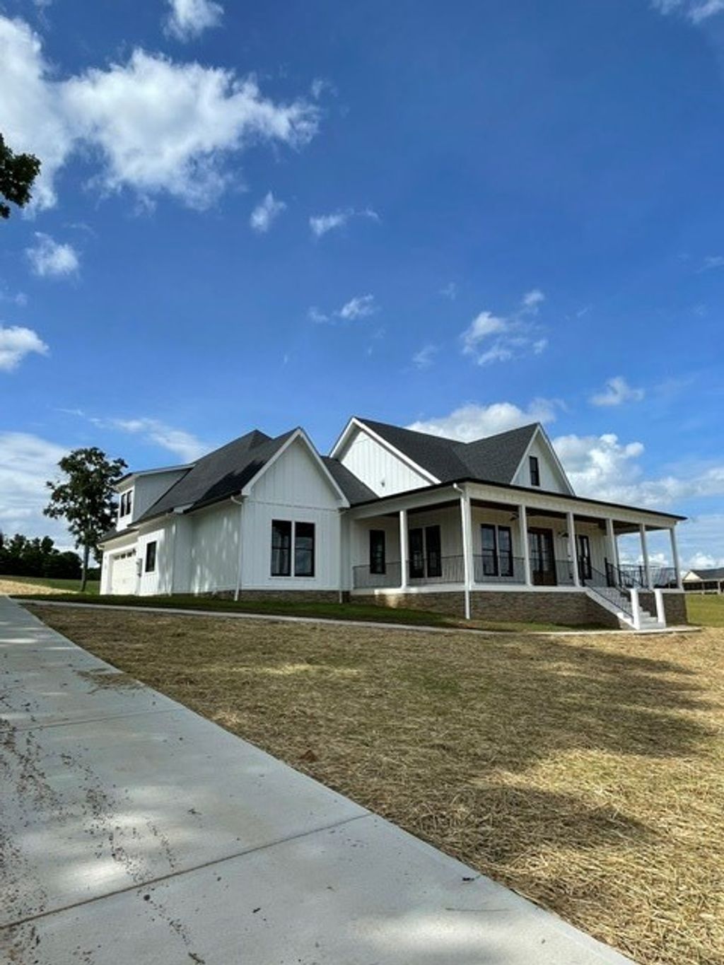 Photo of 20235 Yeary Trl, Abingdon, VA 24211 (MLS # 110317)