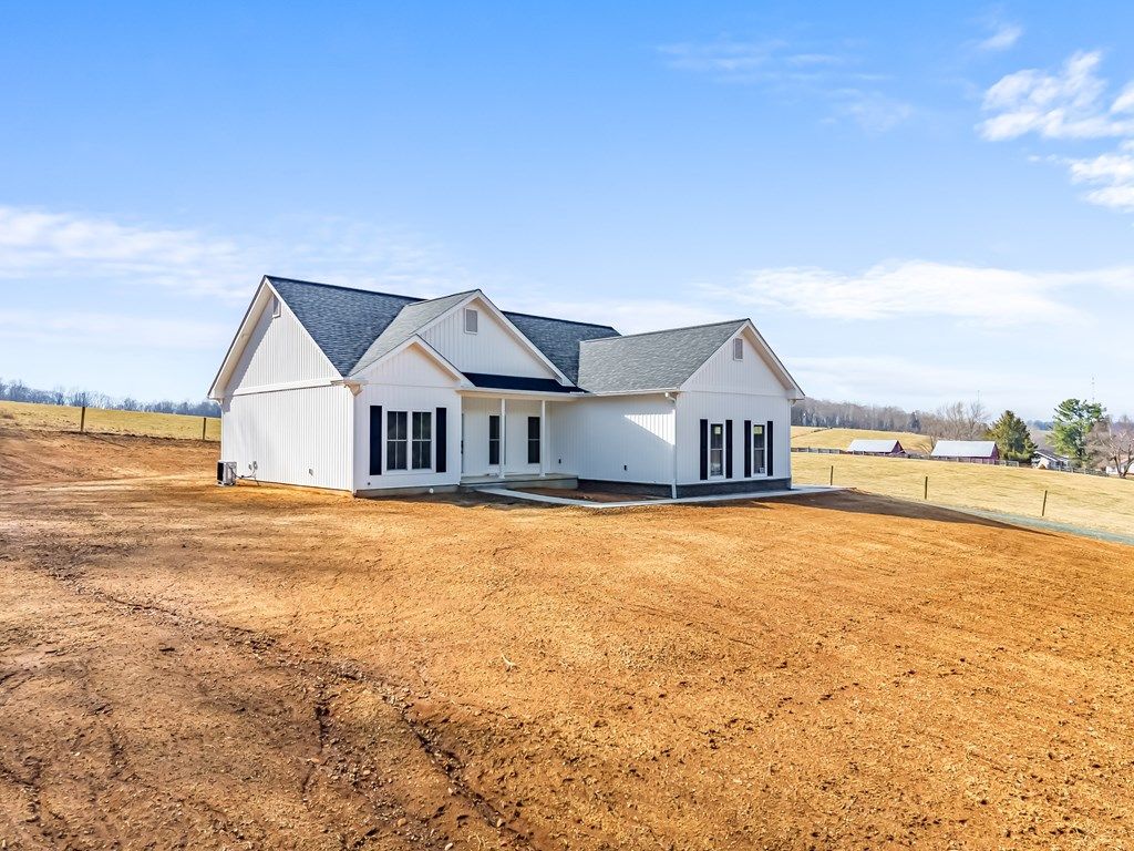 Photo of 1047 Barberry Road, Floyd, VA 24091 (MLS # 109299)