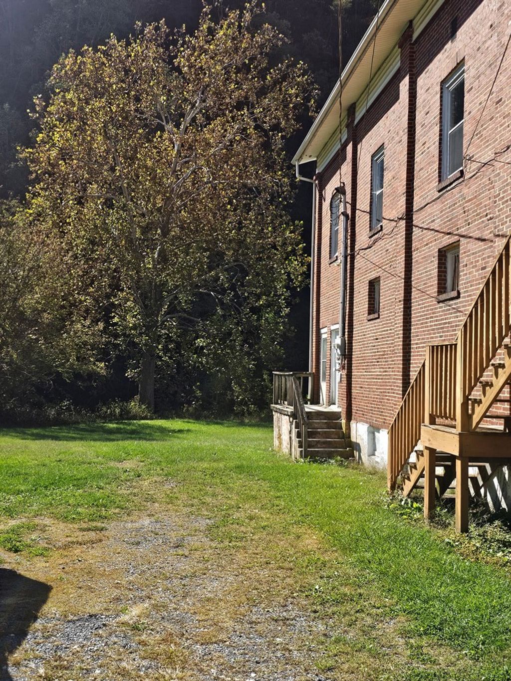 Photo of 1690 Saltville Highway, Saltville, VA 24370 (MLS # 103642)