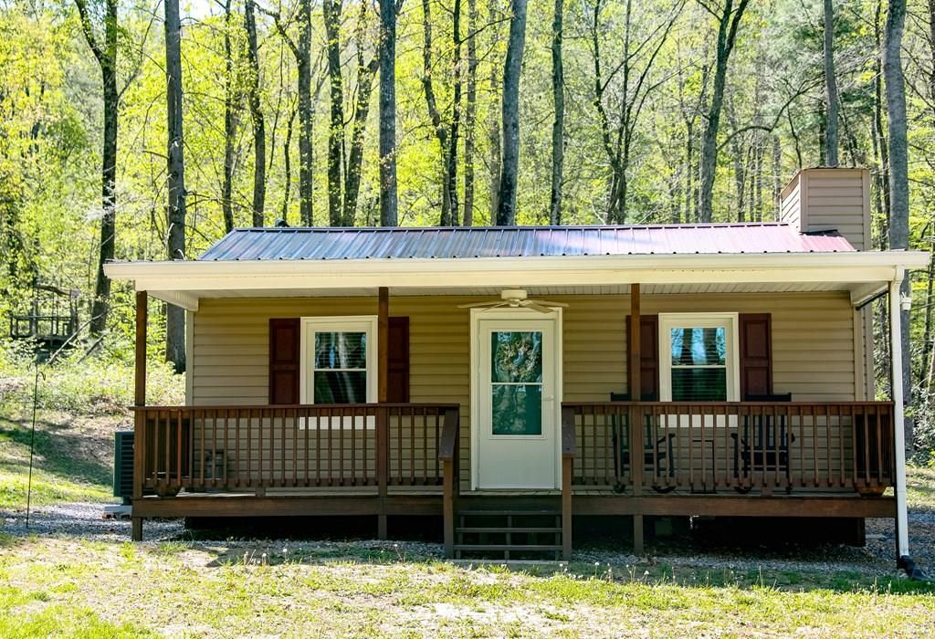 Photo of 17584 Burnt Cabin Trail, Chilhowie, VA 24319 (MLS # 109801)