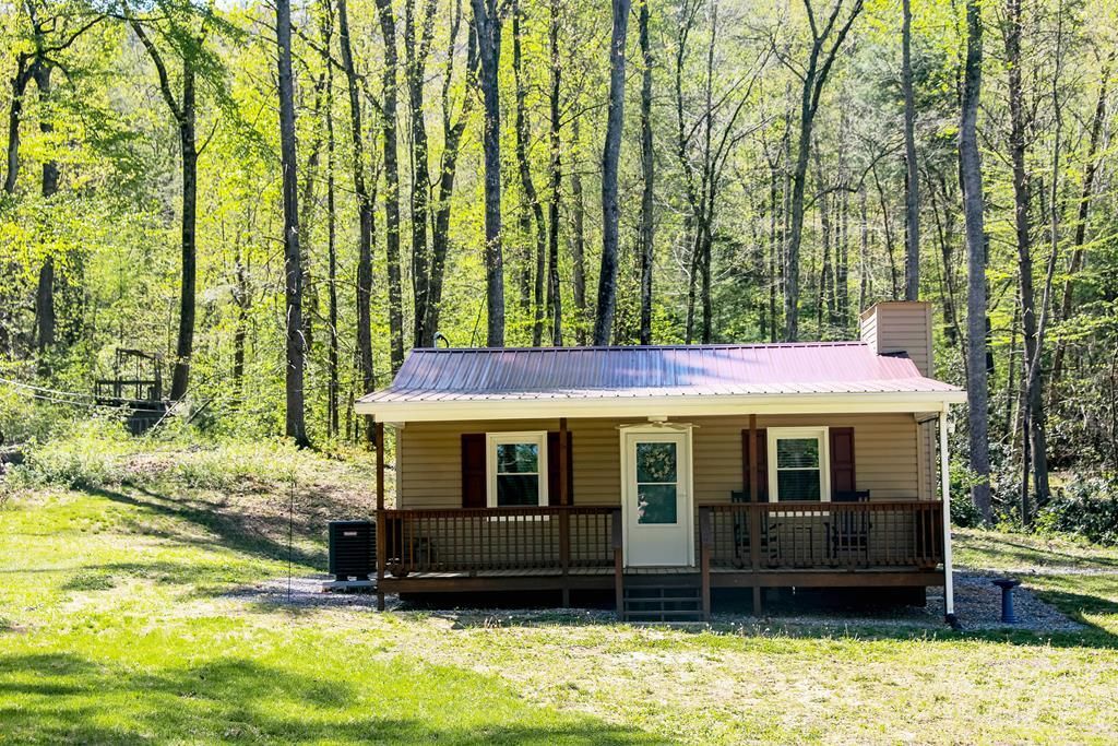 Photo of 17584 Burnt Cabin Trail, Chilhowie, VA 24319 (MLS # 109801)