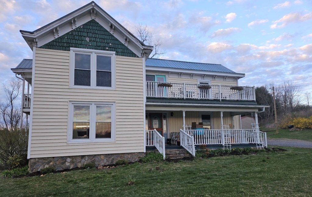 Photo of 7561 7561 Snake Creek Rd, Hillsville, VA 24343 (MLS # 105932)