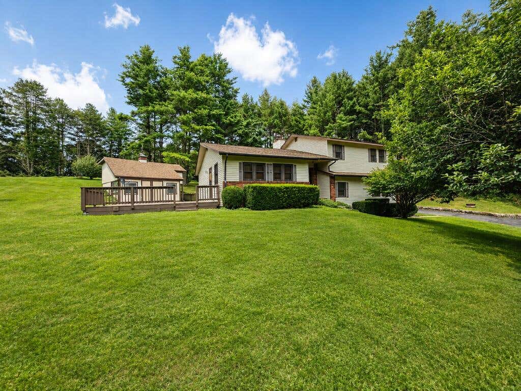 Photo of 1324 Ripshin Rd, Troutdale, VA 24378 (MLS # 111408)
